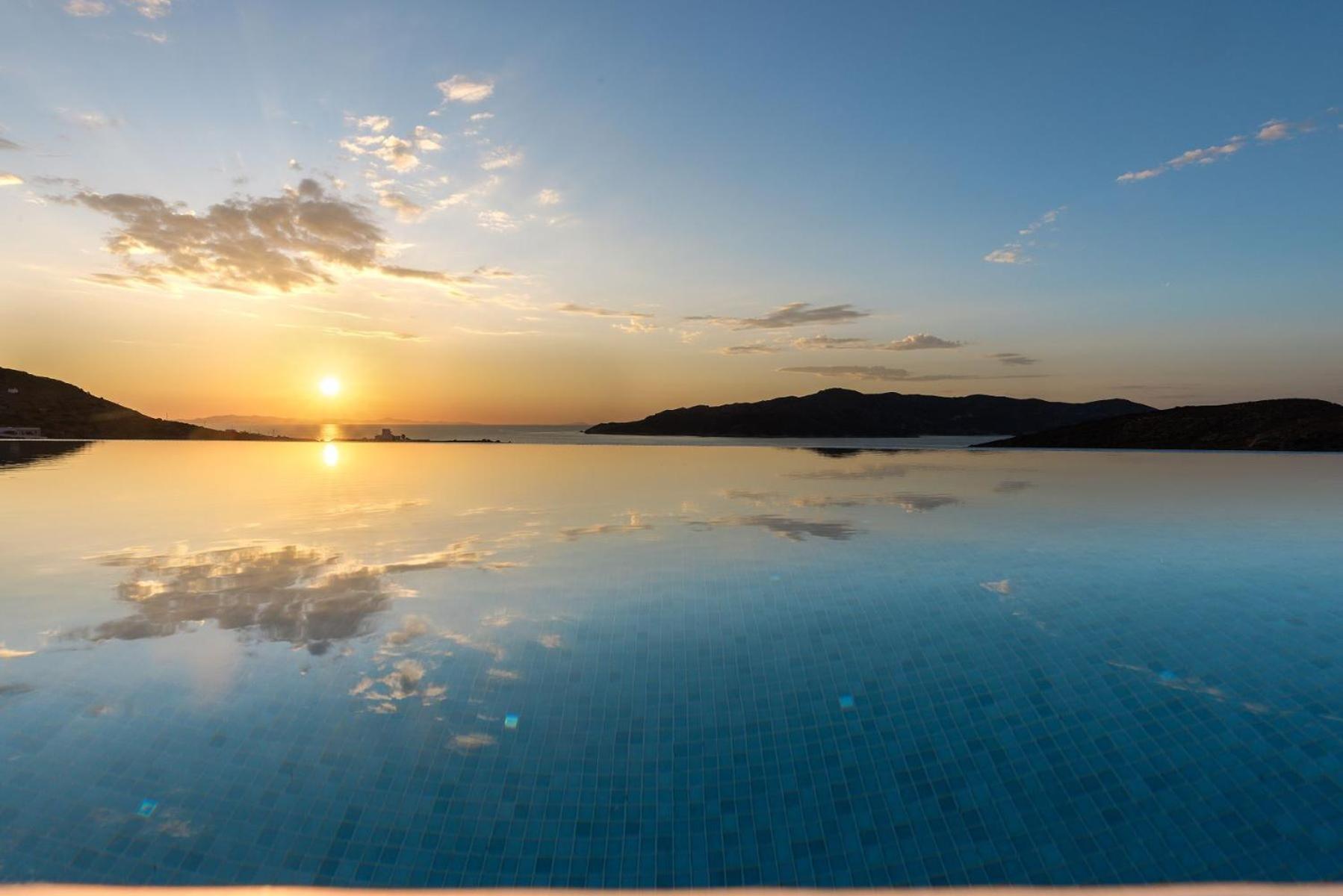 Anemolethe Aparthotel Kimolos Bagian luar foto