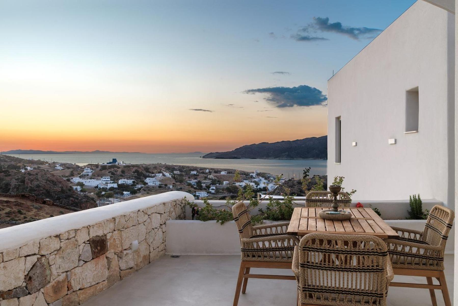 Anemolethe Aparthotel Kimolos Bagian luar foto