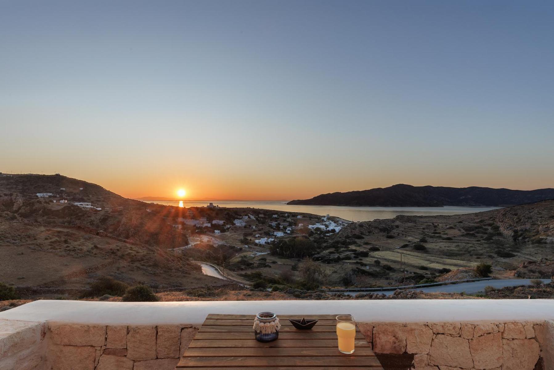 Anemolethe Aparthotel Kimolos Bagian luar foto